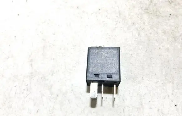 Volvo V50 Other relay 9441161 052931a