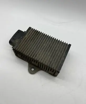 Mitsubishi Carisma Engine control unit/module MD340897 8721 E8T11171