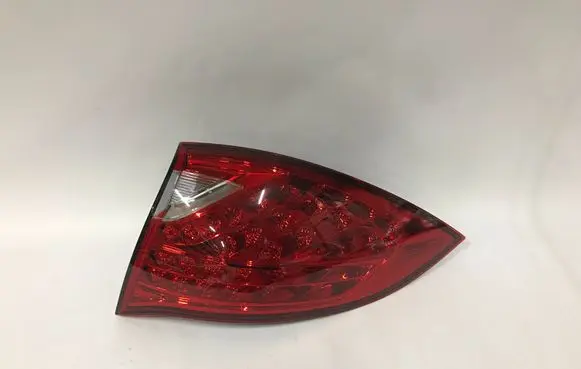 Porsche Cayenne (92A) Rear/tail lights 7P5945096T 89090762