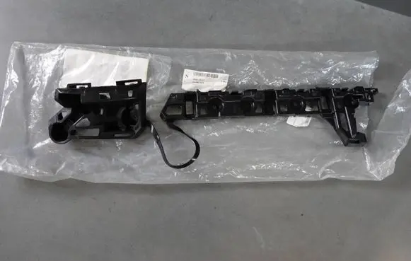 Opel Astra K Rear bumper mounting bracket 13426390 39086932