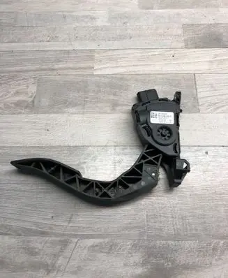 Audi A6 S6 C7 4G Accelerator throttle pedal 8K1723523A 09012013 6PV00950521