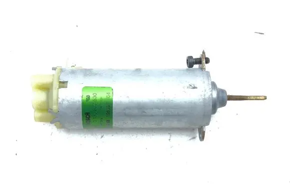 Volvo XC90 Seat adjustment motor 0130002530