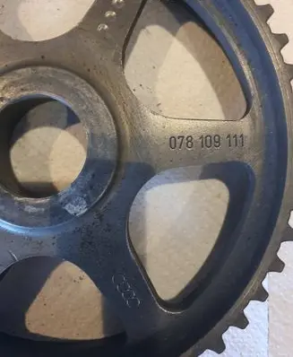 Volkswagen Golf IV Camshaft pulley/ VANOS 078109111