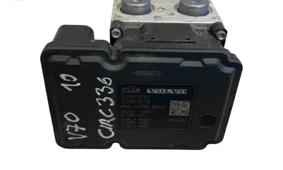 Volvo V70 ABS Pump 30681619 P30681619