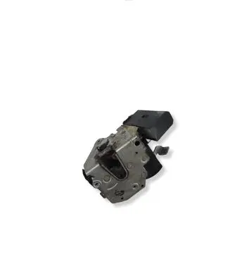 BMW 5 E34 Rear door lock 40620721 8353011 67111