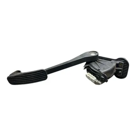 Volvo S60 Accelerator throttle pedal 30683516