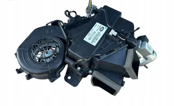 Land Rover Discovery Sport Interior heater climate box assembly FK72-18D682-AB