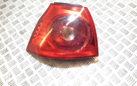Volkswagen Golf V Rear/tail lights 1K6945095N