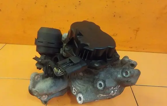Ford Mondeo MK IV EGR thermostat V29031639AVOL 30725888 2MB65
