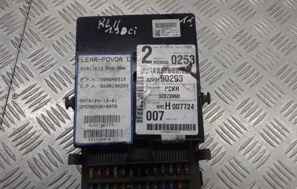 Renault Laguna II Fuse box set 8200190293