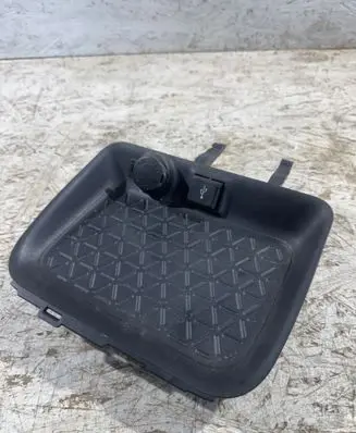 Toyota RAV 4 (XA50) Glove box central console 5881342040
