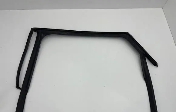 Cupra Formentor Rubber seal front coupe door 
