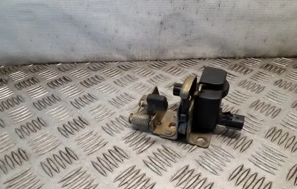 Jeep Grand Cherokee (WK) Tailgate window lock/catch/latch 
