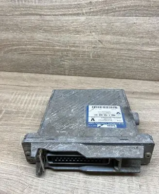 Volvo S40, V40 Engine control unit/module HOM7700868321
