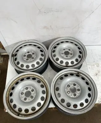 Mercedes-Benz Vito Viano W447 R17 steel rim A4474010201