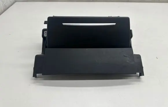 Audi A8 S8 D4 4H Ashtray (rear) 4H0864051B 001066078 001066038