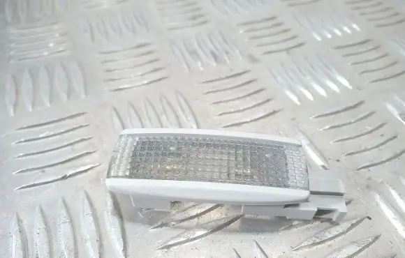 Volkswagen PASSAT B5.5 Other interior light 3B0947113