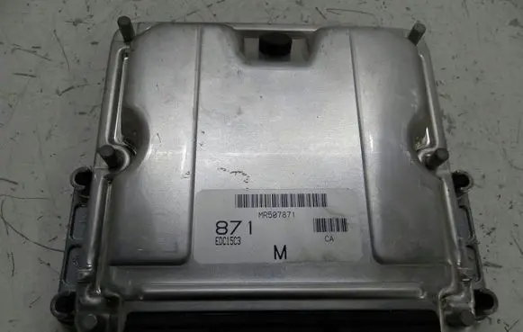 Mitsubishi Carisma Engine control unit/module ECU MR507871