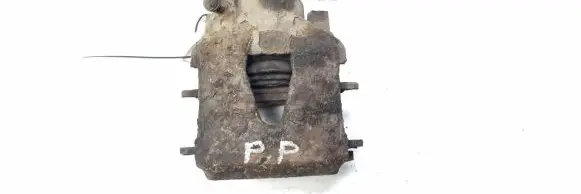 Volkswagen Golf IV Front brake caliper
