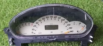 Mercedes-Benz A W168 Speedometer (instrument cluster) A1685404611