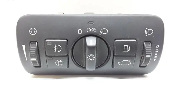 Volvo V70 Light switch 30739415