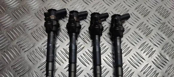 Toyota Verso Fuel injectors set 0445110600