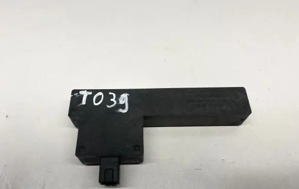 Audi A8 S8 D4 4H Keyless system antenna 4H0907247 33542401
