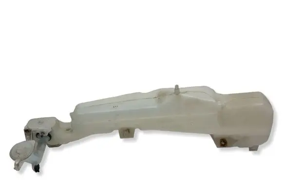 Mitsubishi Pajero Windshield washer fluid reservoir/tank HLC37055