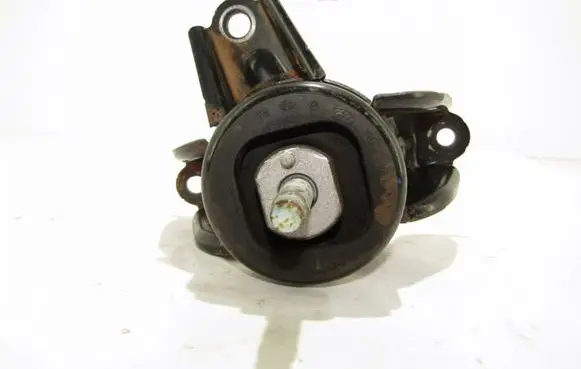 Hyundai i40 Engine mount bracket 218103z100
