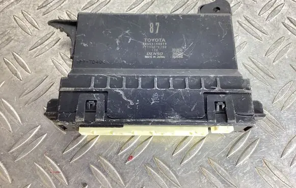 Lexus RX 450H Air conditioner control unit module 8865048870 2774006280