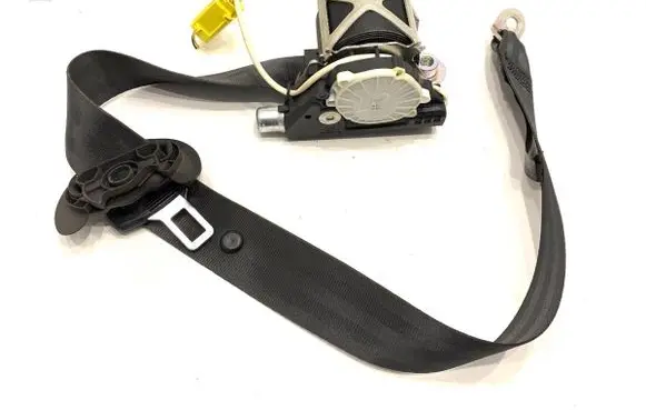 Volkswagen PASSAT CC Front seatbelt 3C1857705P