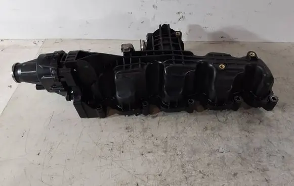 Volkswagen Golf VI Intake manifold 03L129711AQ
