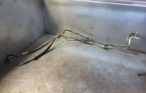 Peugeot 307 Power steering hose/pipe/line 