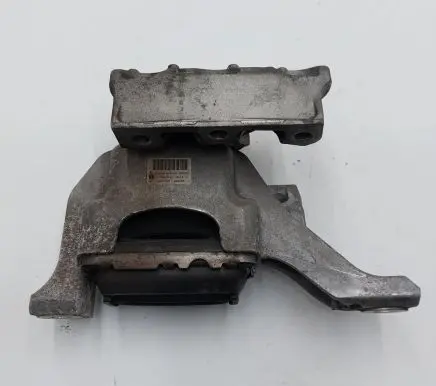 Mini Paceman (R61) Engine mount bracket 6779805
