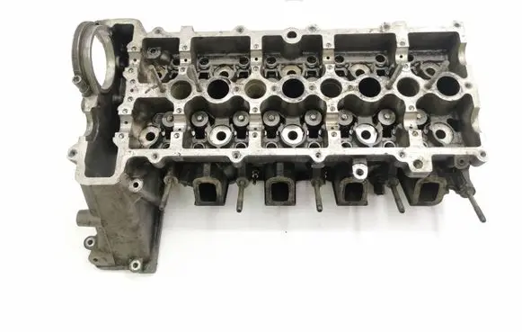 BMW 3 E46 Engine head 22466019 176905009