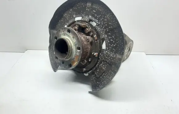 BMW X5 E70 Rear wheel hub spindle/knuckle 6770983