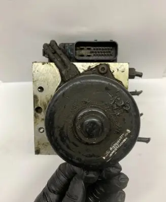 Volkswagen Golf IV ABS Pump 1J0907379G