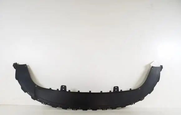Front bumper lip