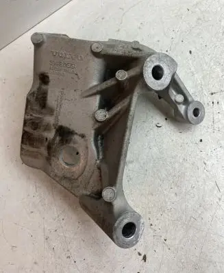 Volvo XC60 Engine mounting bracket 31480551