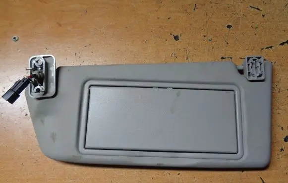 Opel Astra H Sun visor