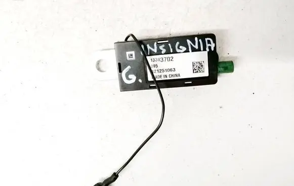 Cadillac ATS Antenna control unit 13383702 421251063