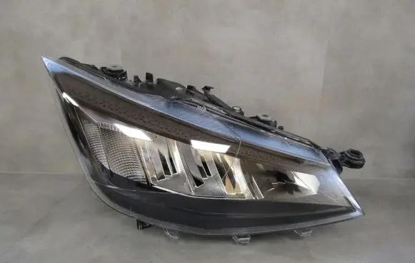Seat Ibiza V (KJ) Headlight/headlamp 6F1941006E
