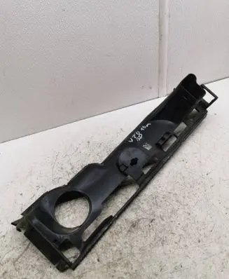 Volvo V70 Radiator trim 31283208