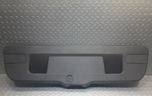 Volkswagen Jetta VI Other trunk/boot trim element 5C6867605A