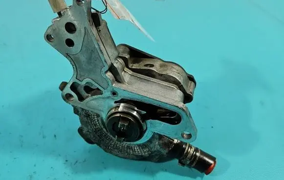 Volkswagen PASSAT B5.5 Vacuum pump 038145209E IMPRK1607293