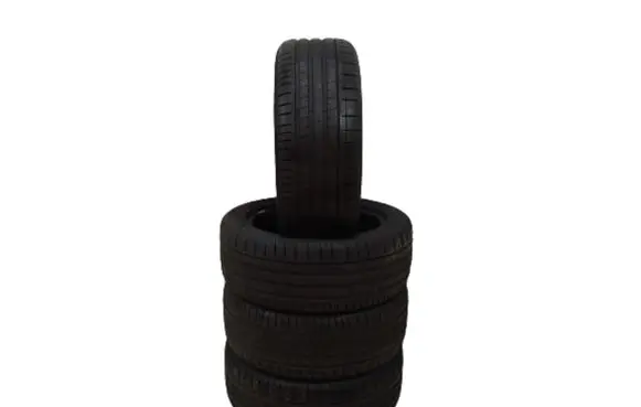 Audi Q7 4M R20 summer tire 28545R20 PIRELLIPZERO OPO4001