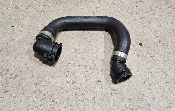 Mercedes-Benz E W214 Engine coolant pipe/hose A2545063100