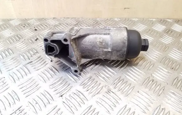 Mercedes-Benz A W169 Oil filter mounting bracket A6401800710