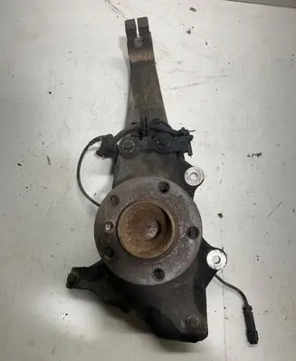 BMW 7 F01 F02 F03 F04 Front wheel hub
