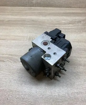 Toyota Corolla E120 E130 ABS Pump 0273004571 4451002050